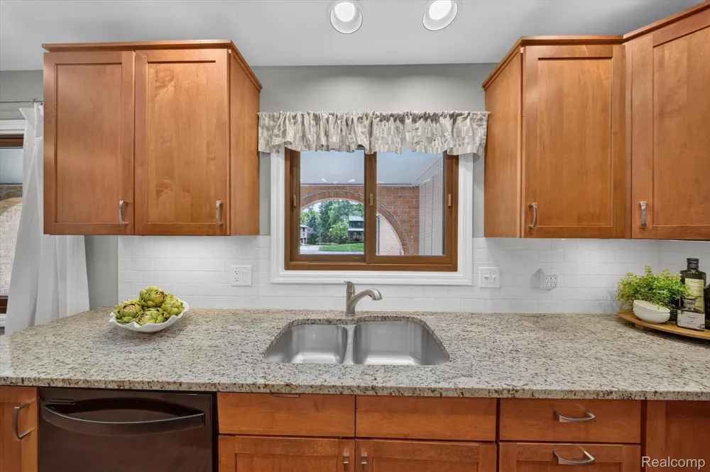 48040 Brewster Court Plymouth Charter Township, MI 48170