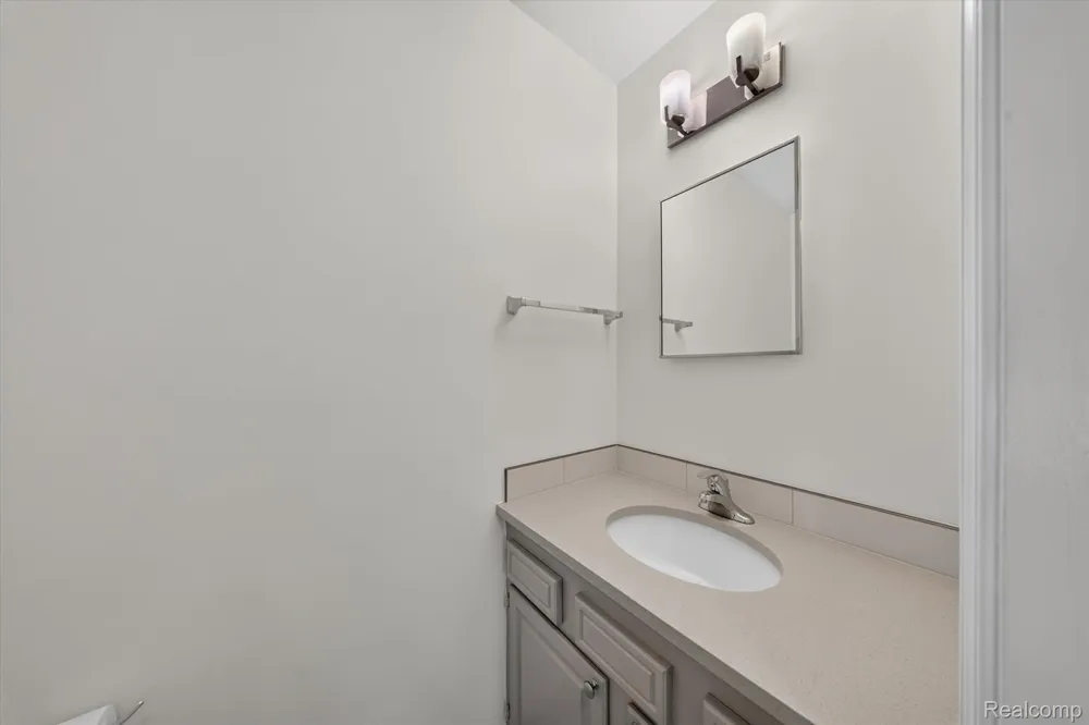 48040 Brewster Court Plymouth Charter Township, MI 48170