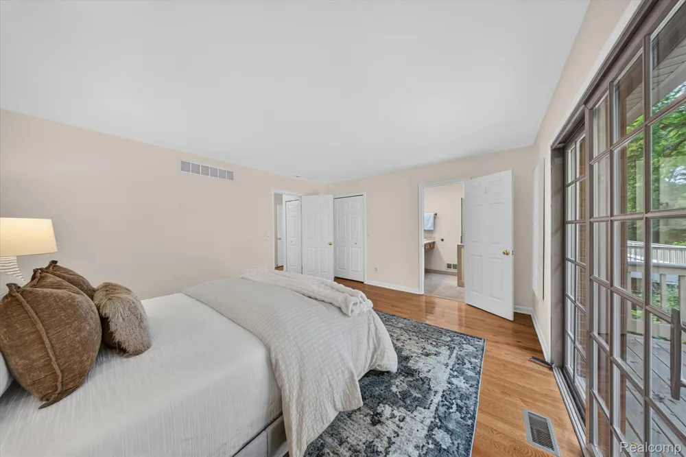48040 Brewster Court Plymouth Charter Township, MI 48170