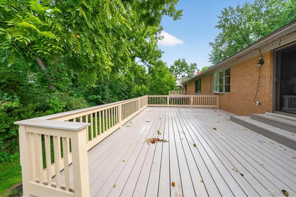 48040 Brewster Court Plymouth Charter Township, MI 48170