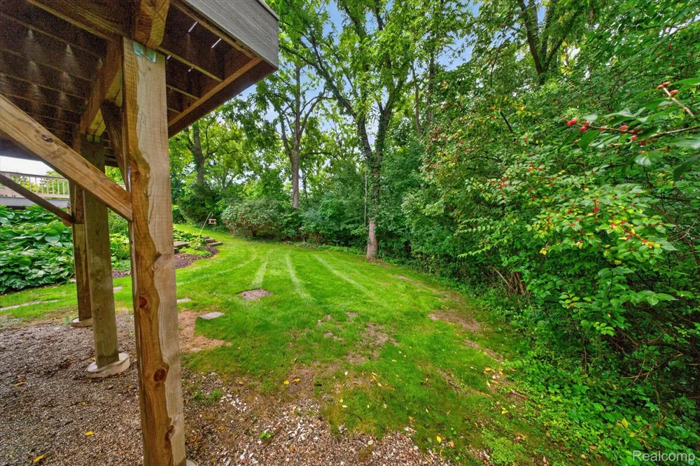 48040 Brewster Court Plymouth Charter Township, MI 48170