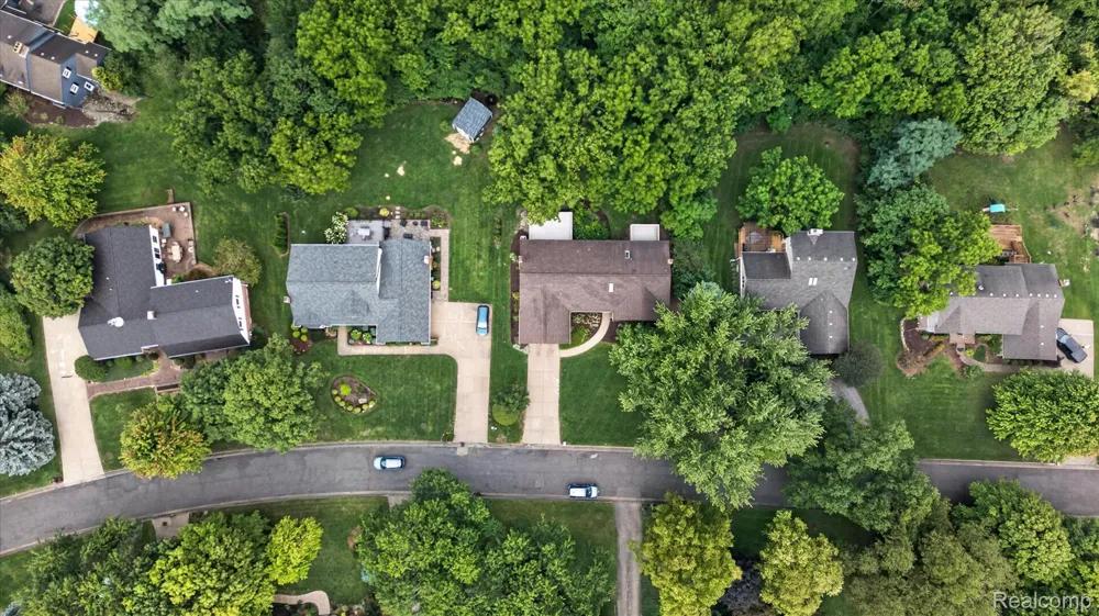 48040 Brewster Court Plymouth Charter Township, MI 48170