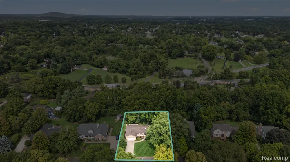 48040 Brewster Court Plymouth Charter Township, MI 48170