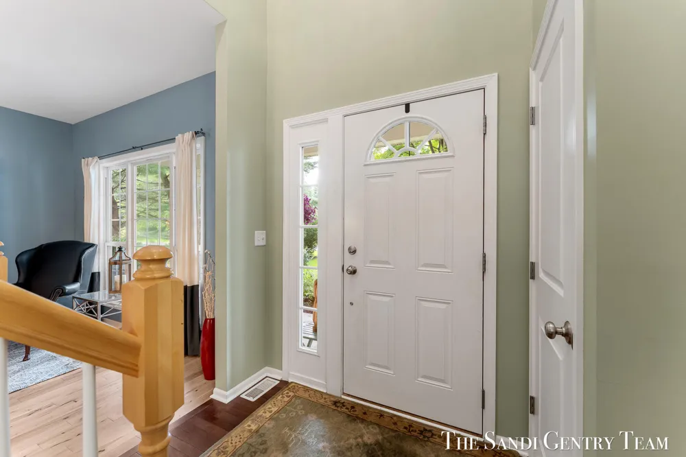 15025 Briarwood Street Grand Haven Charter Township, MI 49417