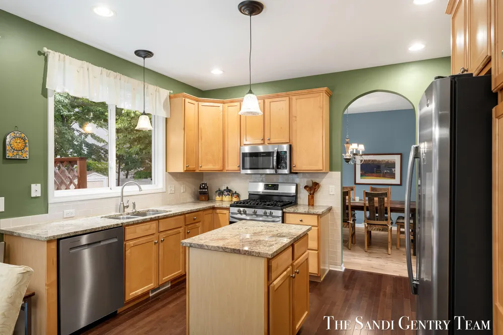 15025 Briarwood Street Grand Haven Charter Township, MI 49417