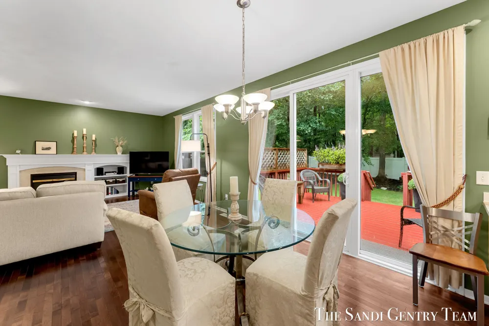 15025 Briarwood Street Grand Haven Charter Township, MI 49417
