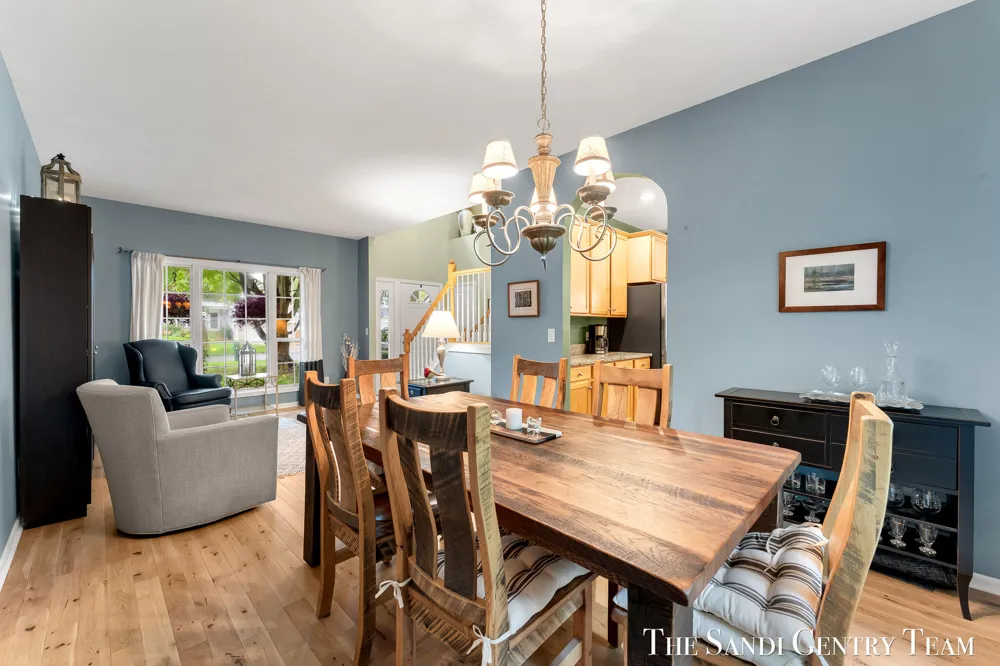 15025 Briarwood Street Grand Haven Charter Township, MI 49417