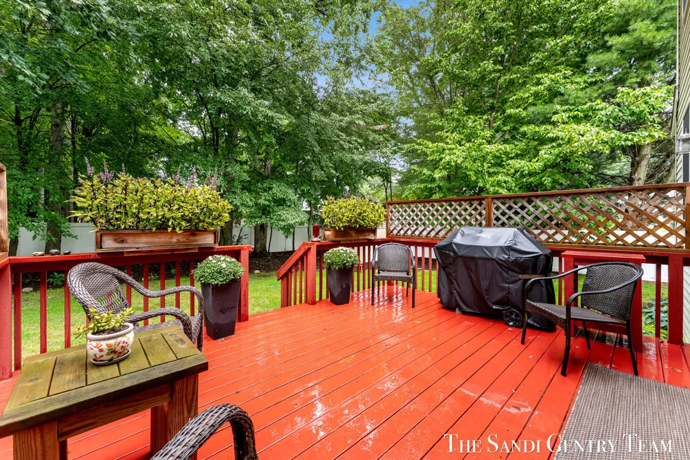 15025 Briarwood Street Grand Haven Charter Township, MI 49417