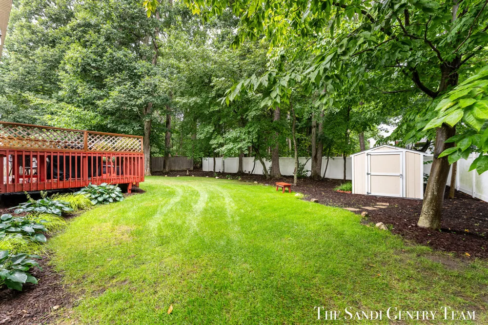 15025 Briarwood Street Grand Haven Charter Township, MI 49417