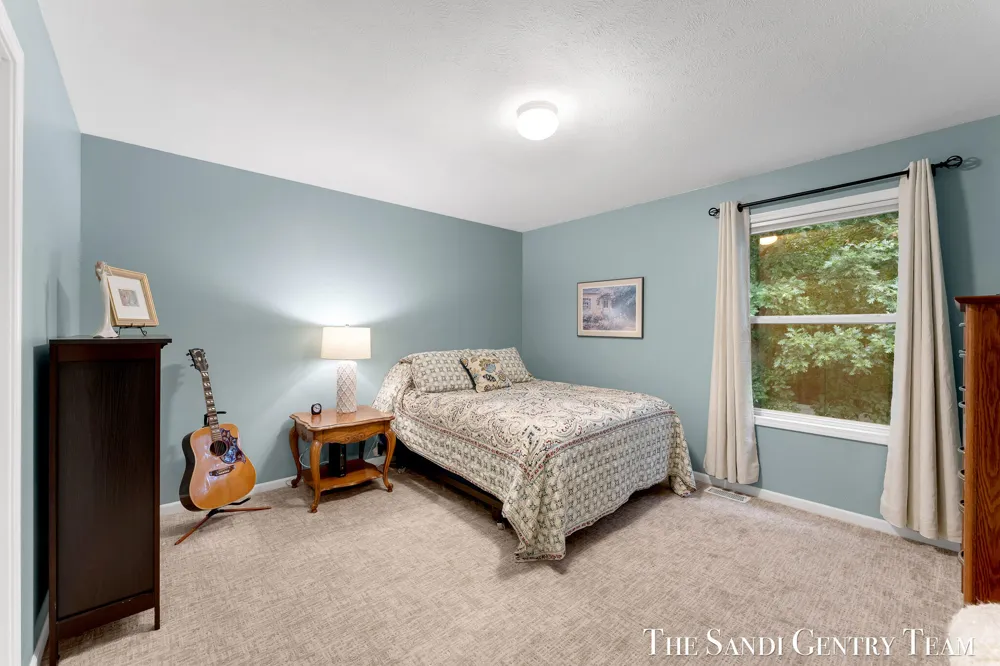 15025 Briarwood Street Grand Haven Charter Township, MI 49417