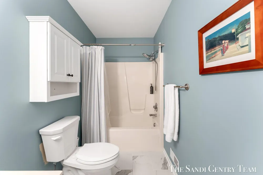 15025 Briarwood Street Grand Haven Charter Township, MI 49417