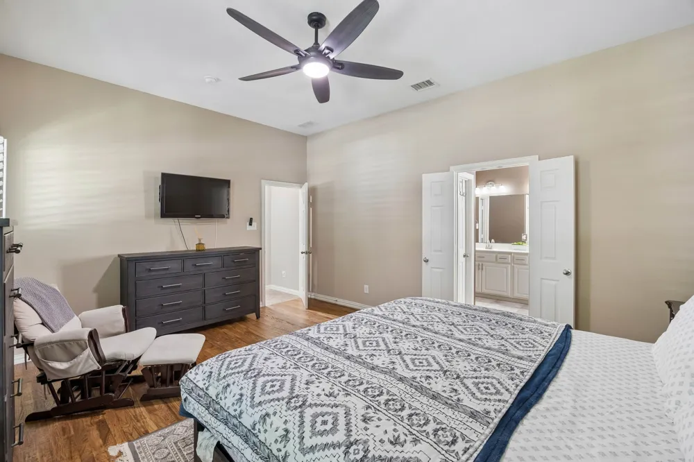 915 Wyndham Way Allen, TX 75013