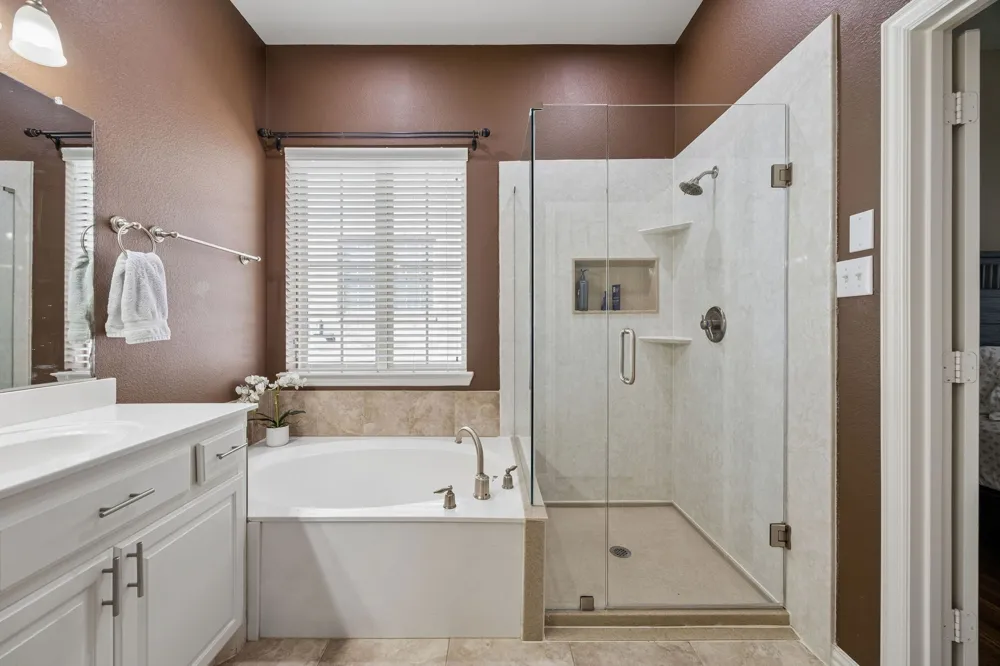 915 Wyndham Way Allen, TX 75013