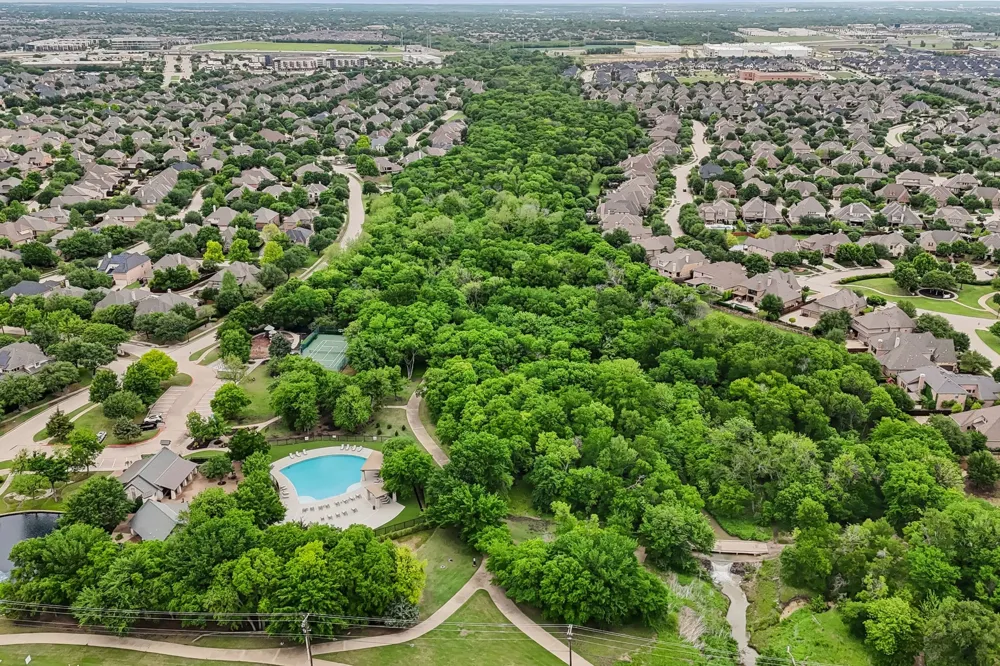 915 Wyndham Way Allen, TX 75013