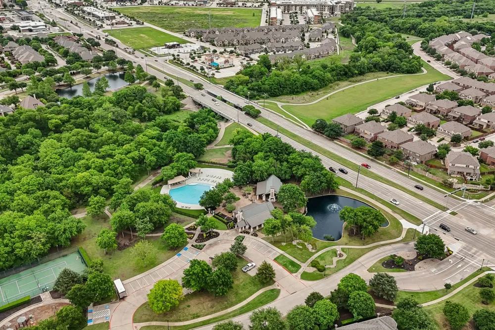 915 Wyndham Way Allen, TX 75013