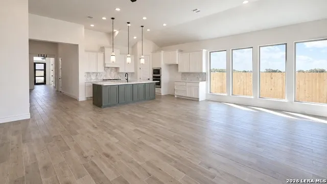 220 Salton Sea New Braunfels, TX 78130