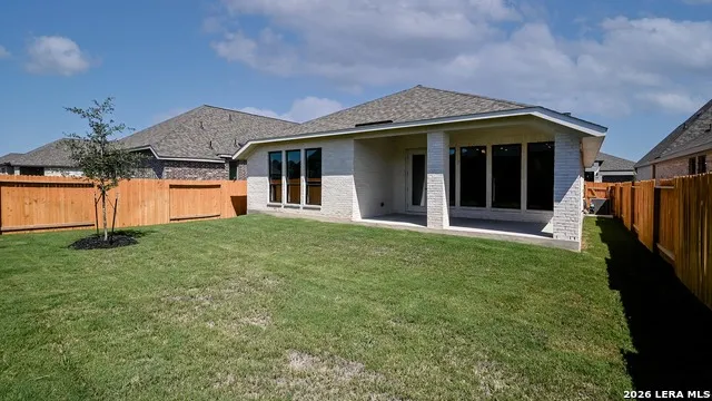 1739 Gyst Road Seguin, TX 78155