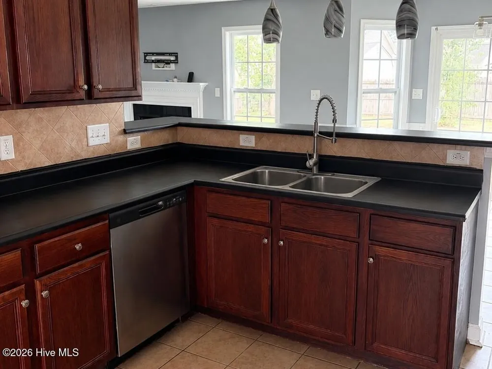 505 Collinwood Drive Raeford, NC 28376