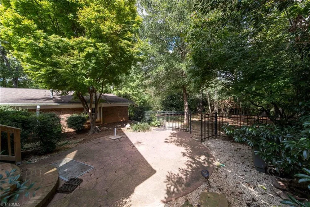321 Stanaford Road Winston-Salem, NC 27104