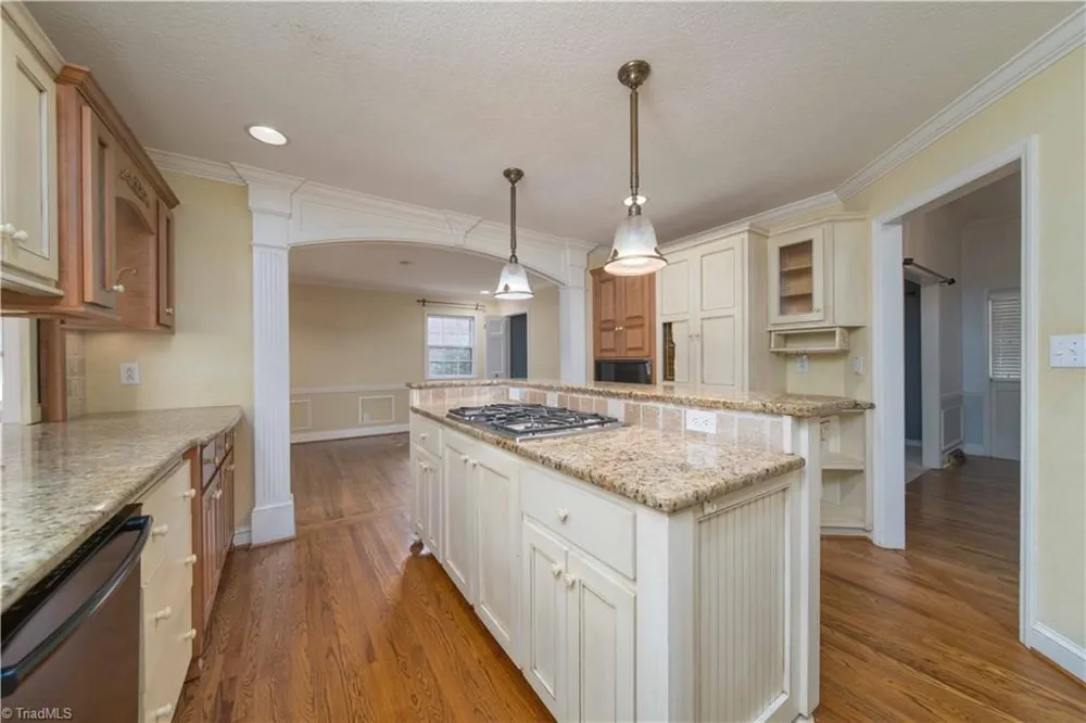 321 Stanaford Road Winston-Salem, NC 27104