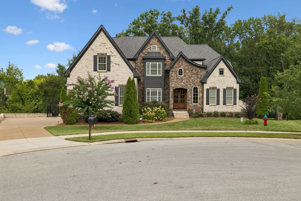 2231 Dunblane Ln Franklin, TN 37069
