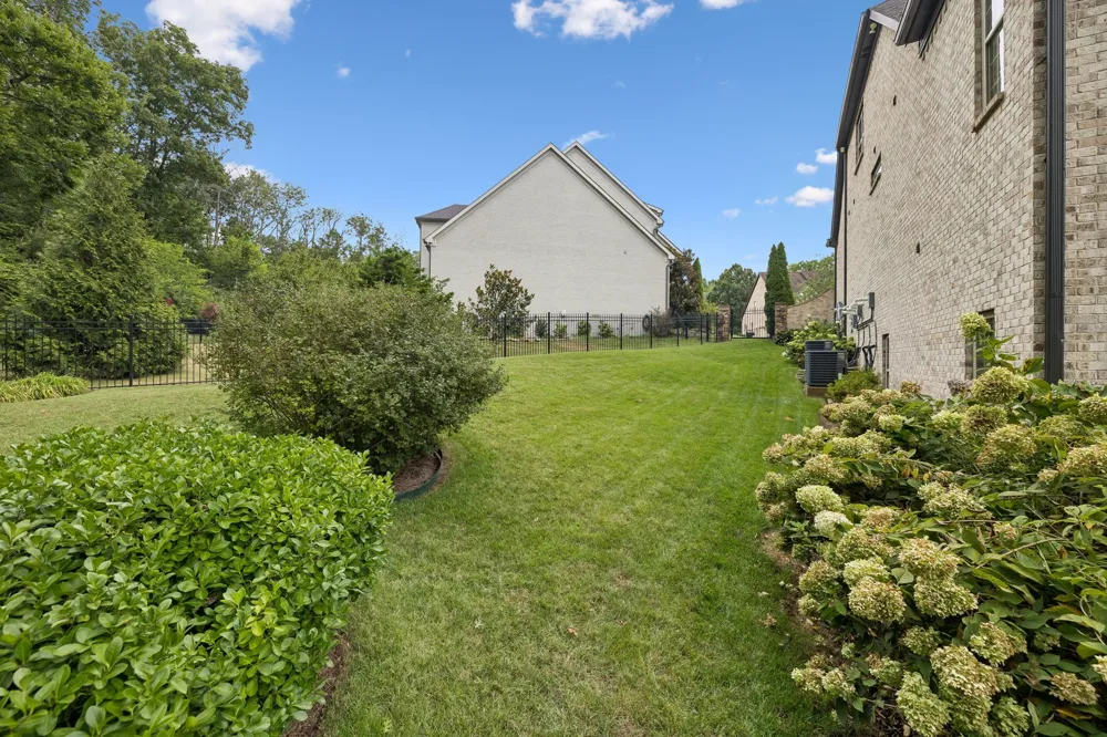 2231 Dunblane Ln Franklin, TN 37069