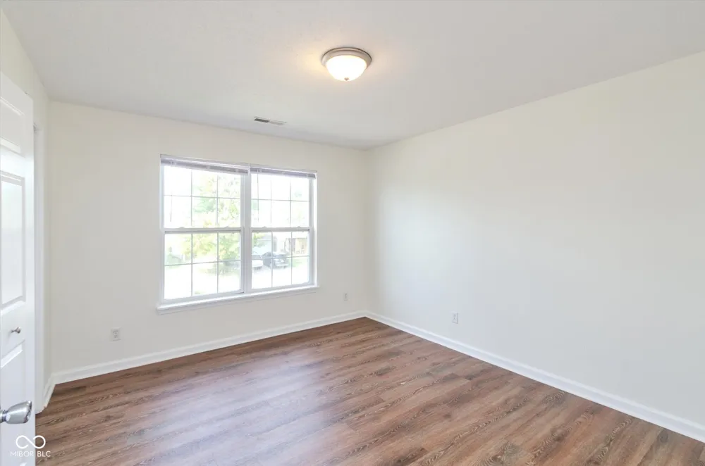3913 Candle Berry Drive Indianapolis, IN 46235