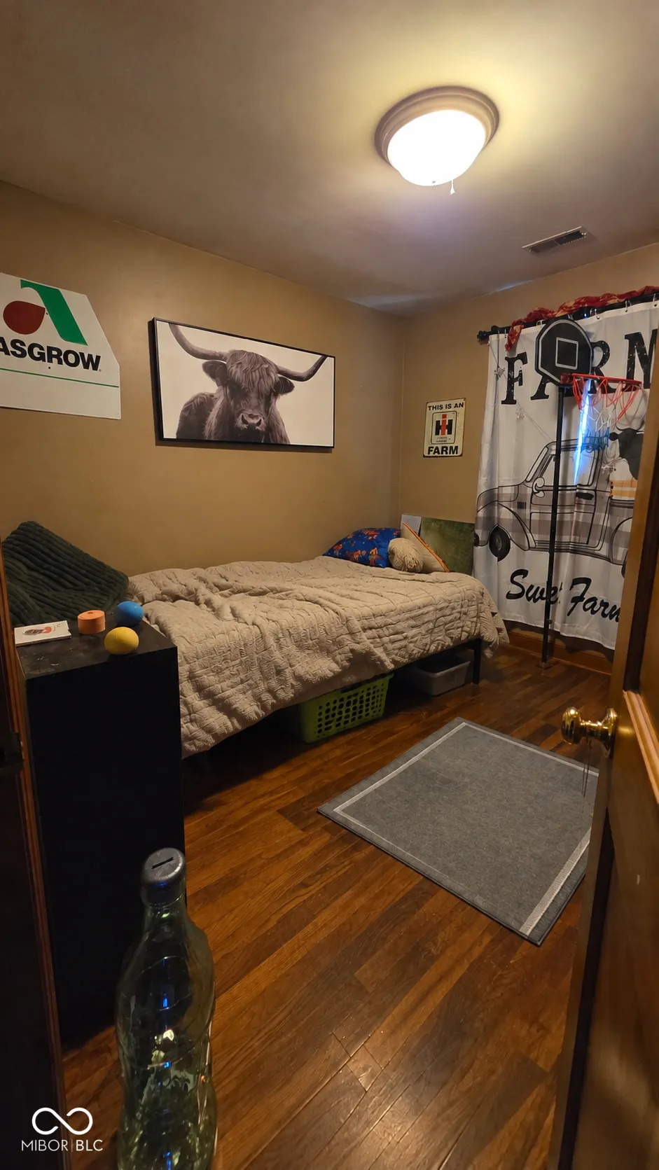 15962 E 265 Columbus, IN 47203