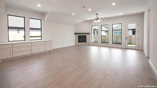 2913 Flaxen Way Seguin, TX 78155