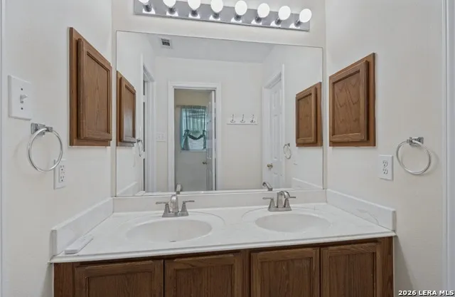 4318 GENTLE GROVE DR San Antonio, TX 78251