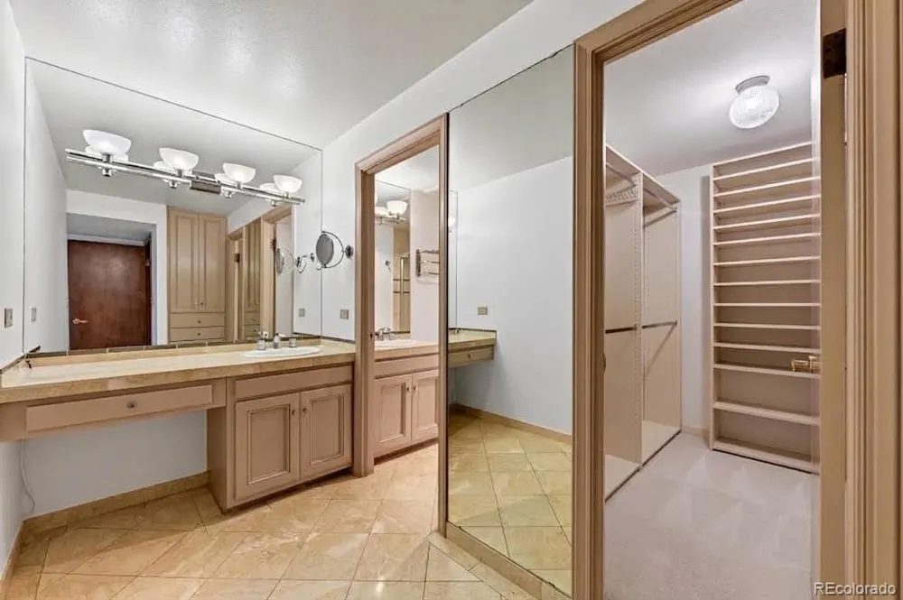 2000 E 12th Avenue #4 Denver, CO 80206