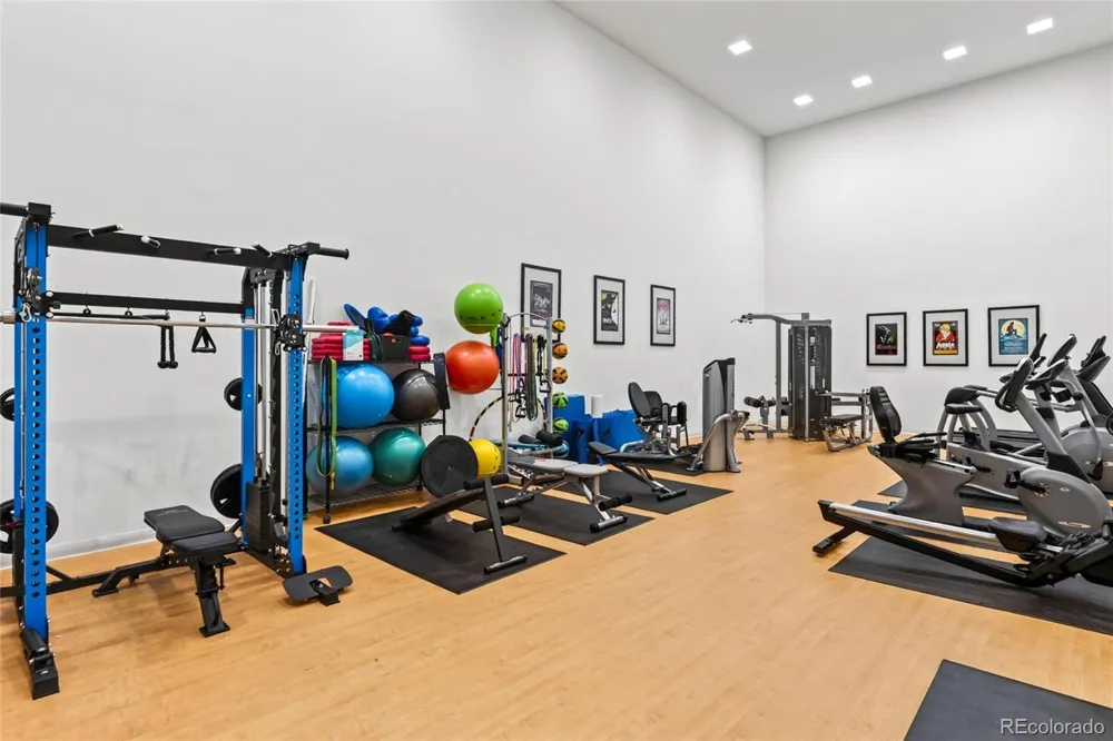 2000 E 12th Avenue #4 Denver, CO 80206