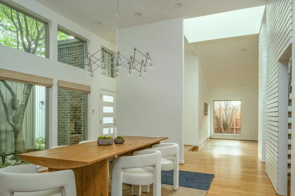 6918 Chevy Chase Avenue Dallas, TX 75225
