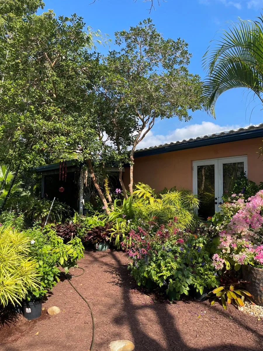 445 NW 8th Street Boca Raton, FL 33432