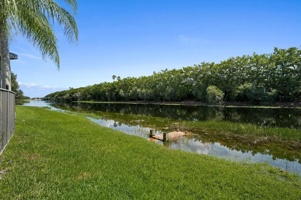 3284 HUNTINGTON Weston, FL 33332