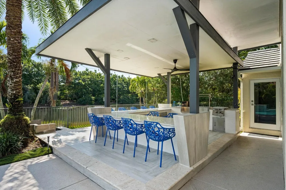 3284 HUNTINGTON Weston, FL 33332