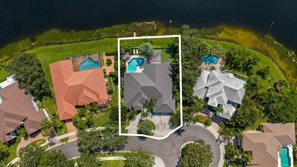 3284 HUNTINGTON Weston, FL 33332
