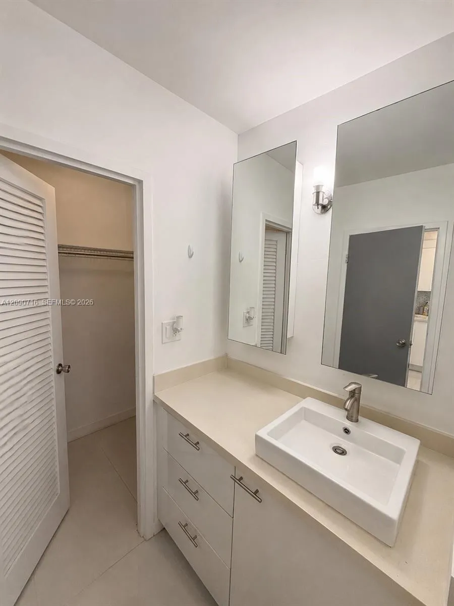 Address Not Shown Miami Beach, FL 33139