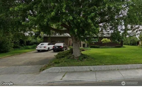 614 Crestview Drive