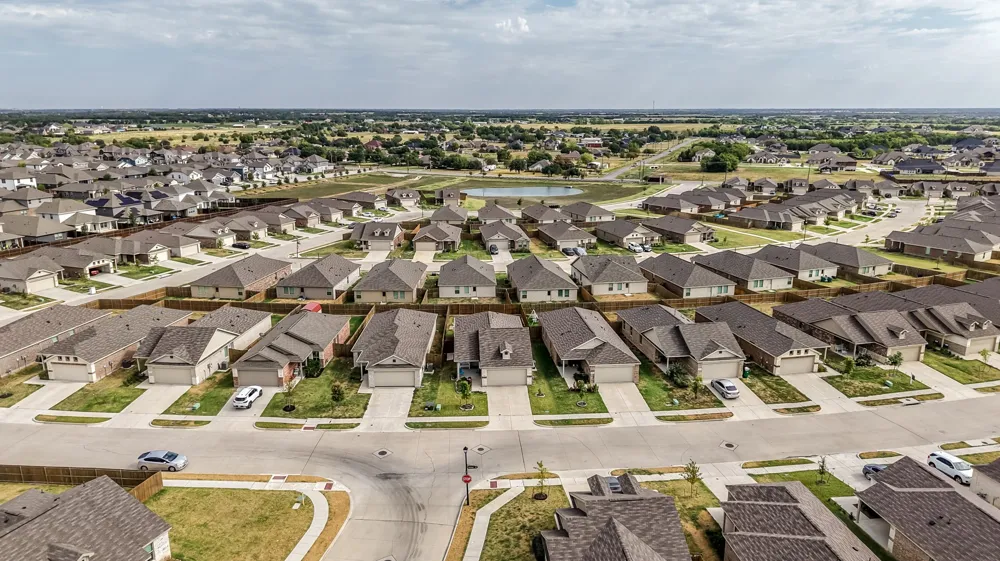 1448 Dovekie Drive Forney, TX 75126