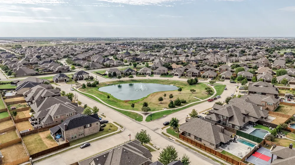 1448 Dovekie Drive Forney, TX 75126