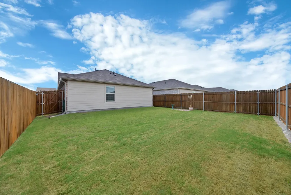 1448 Dovekie Drive Forney, TX 75126