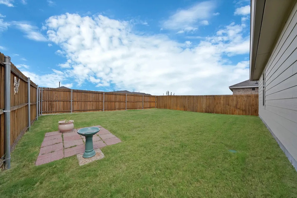 1448 Dovekie Drive Forney, TX 75126