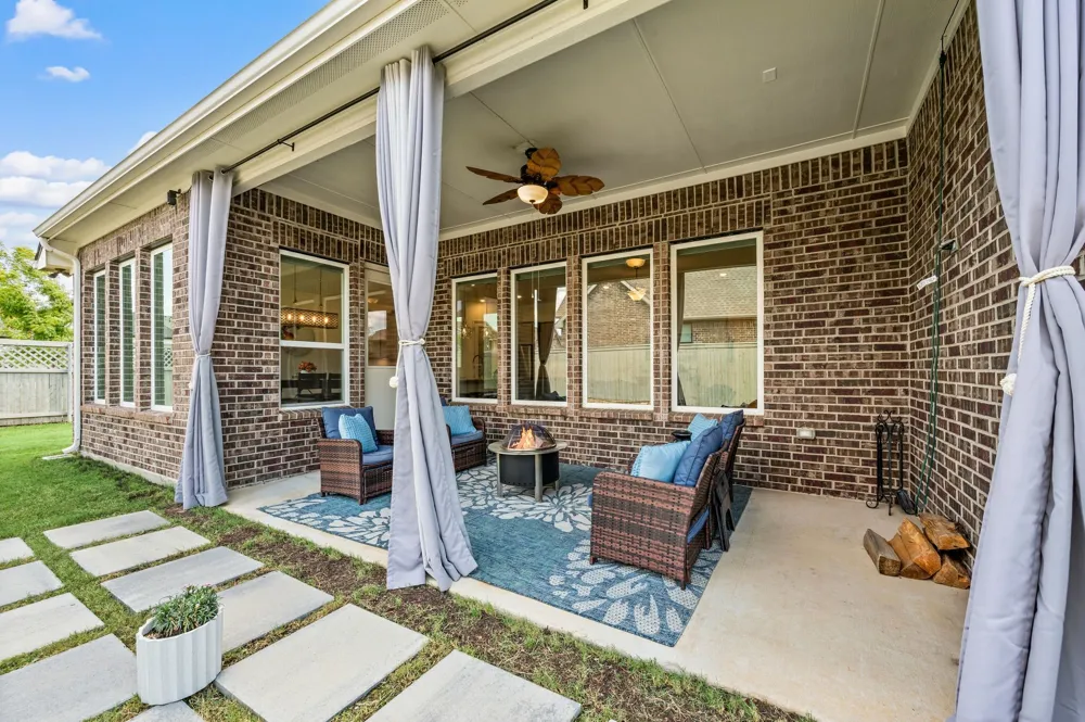 2900 Peekaboo Lane Northlake, TX 76247