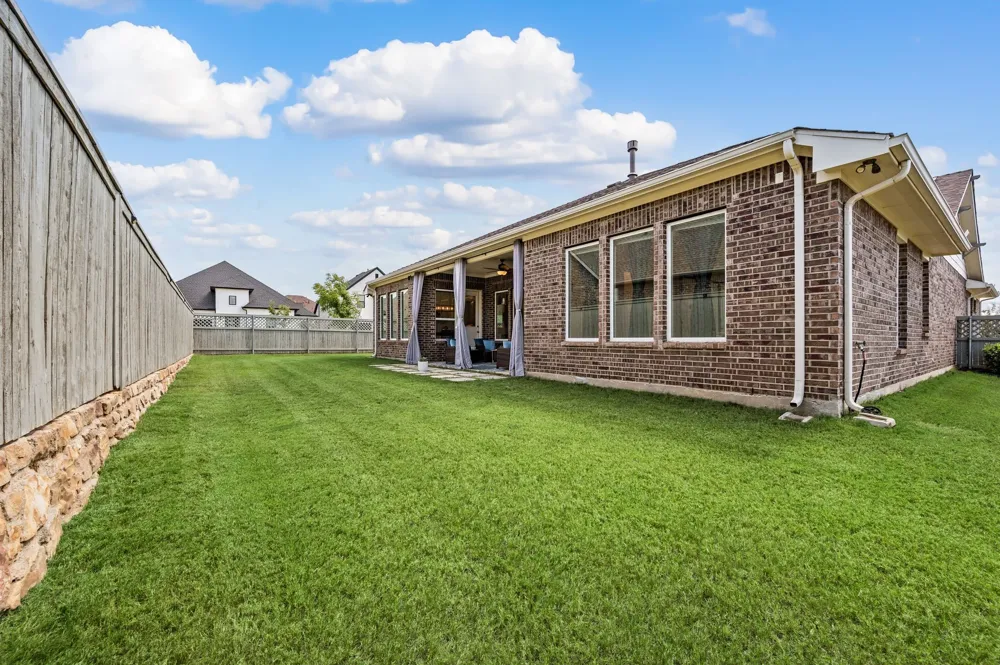 2900 Peekaboo Lane Northlake, TX 76247