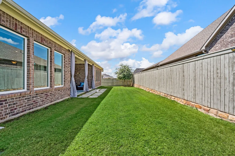 2900 Peekaboo Lane Northlake, TX 76247