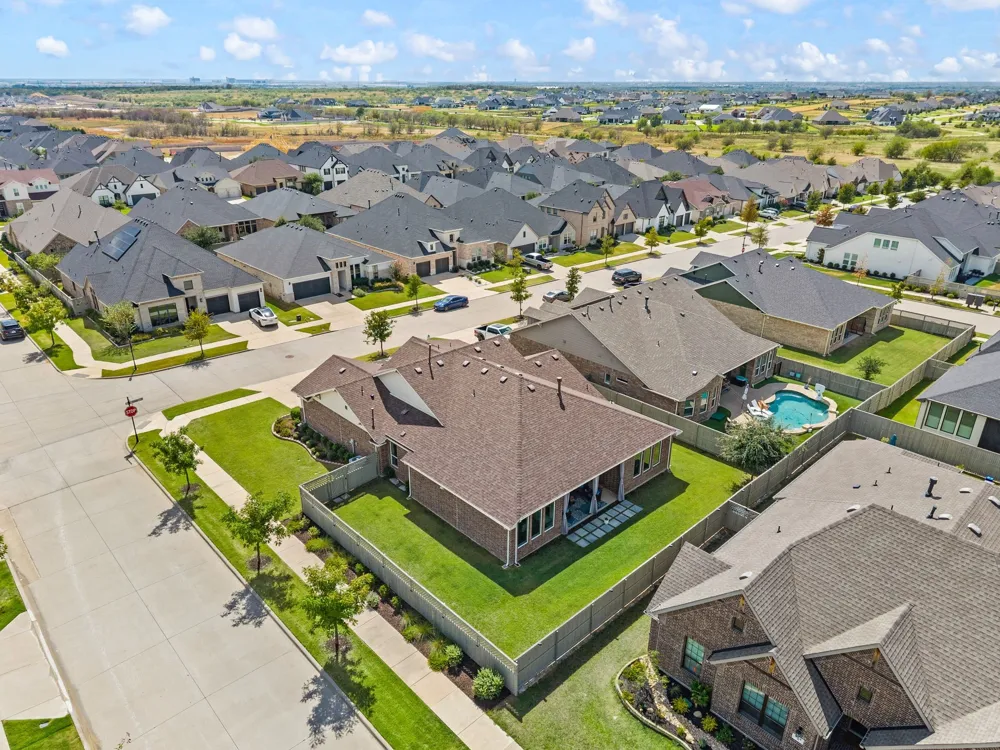 2900 Peekaboo Lane Northlake, TX 76247