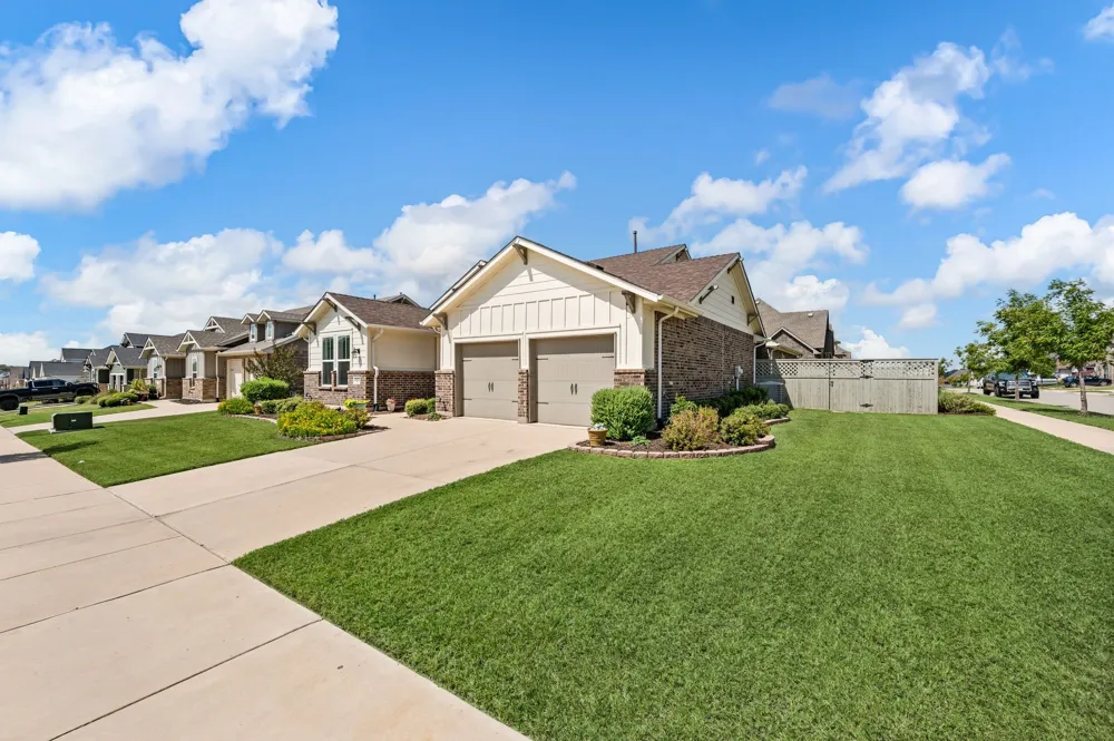 2900 Peekaboo Lane Northlake, TX 76247