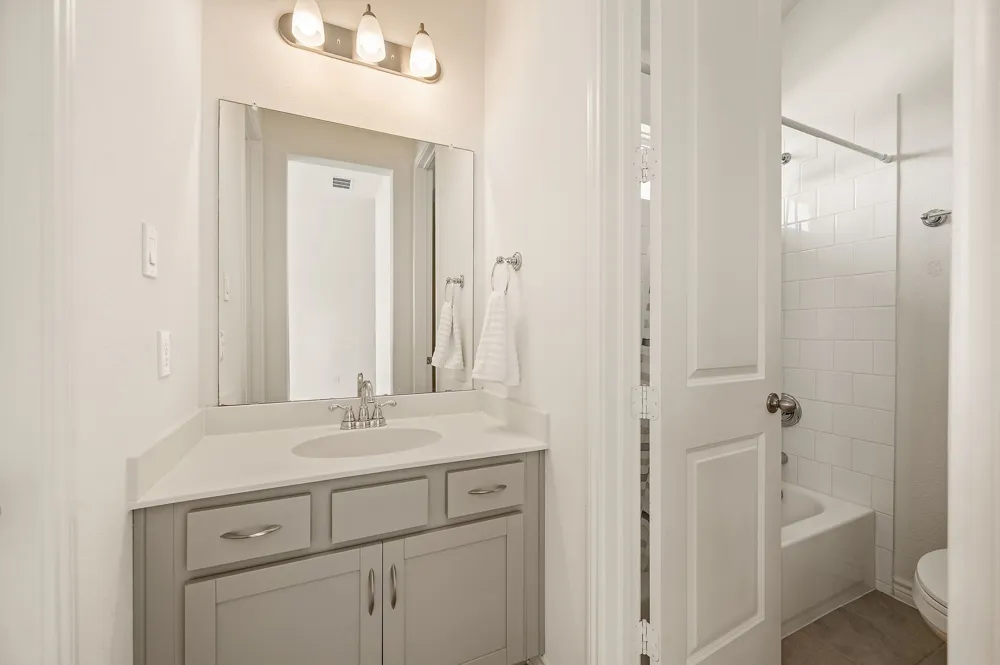 2900 Peekaboo Lane Northlake, TX 76247