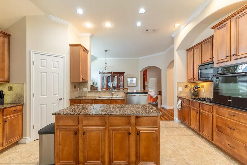 15234 Scenic Forest Drive Conroe, TX 77384
